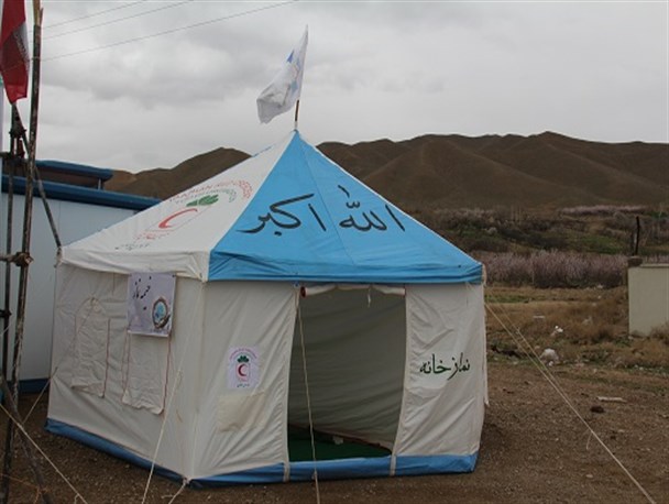 ایستگاه های راهنمای مسافران نوروزی زیر پرچم هلال احمر