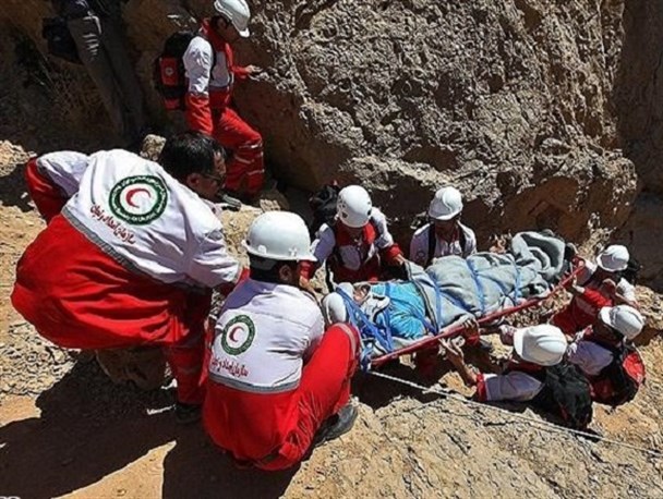 جان باختن یک نفر به خاطر سقوط از کوه در خرم آباد