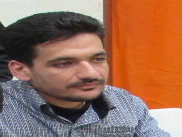 از الزامات مهم اقتصاد مقاومتی توجه به تولید ملی و تاکید بر تولیدات دانش بنیان و کاهش وابستگی به نفت است