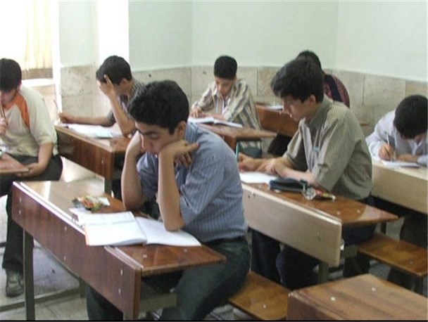 حضور 75 دانش‌آموز دیری در اعتکاف علمی