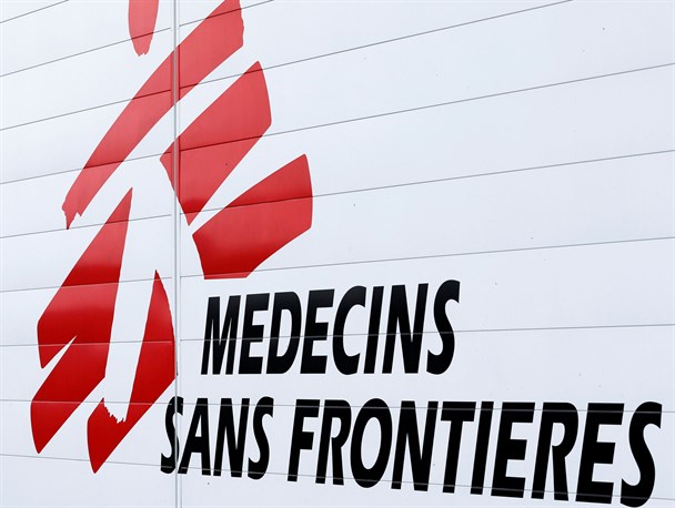 جنجال بر سر چند تخت خالی برای بیماران کرونایی/ پزشکان بدون مرز؛ جاسوسانی پزشک نما و حامیان داعش