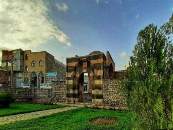 سفر به تاریخ طبیعی خوی