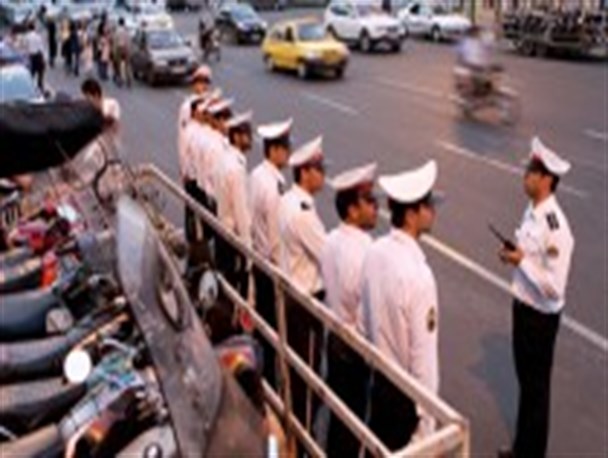 کلاه نداری؟! پارکینگ!