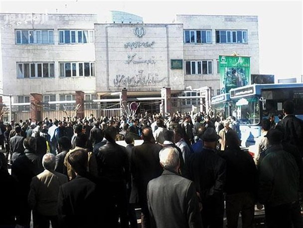 چرایی فعالیت مؤسسه قرض الحسنه بدون مجوز در ارومیه/ سپرده گذاران خواستار تعیین تکلیف سپرده هایشان هستند