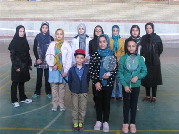 برگزاری مسابقات بدمینتون در شهرستان نیر