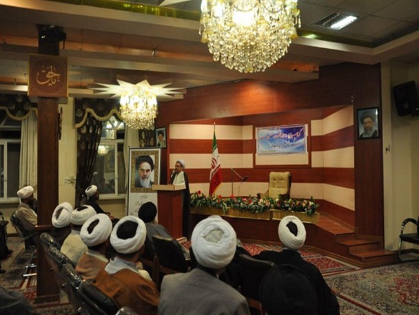 گردهمایی روحانیون و مبلغین طرقبه‌شاندیز برگزار شد