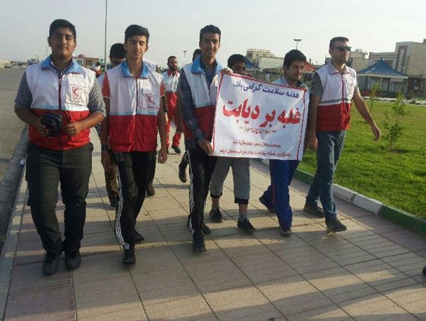 پیاده روی صبحگاهی با شعار غلبه بر دیابت در دیلم
