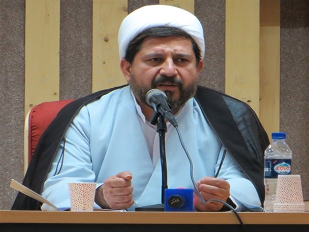 روشنفکران غرب زده با شعار جدایی دین از سیاست خواهان به انزوا کشاندن روحانیت اند/ اندیشه های الهی علما شیعه، صبغه جهانی پیدا کرده است