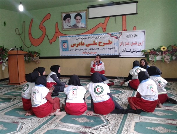 گزارش تصویری از آزمون عملی المپیاد آماده در مدارس اسدآباد