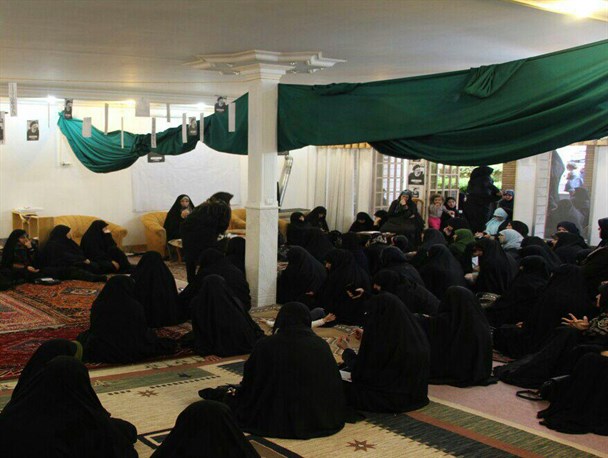نخستین جلسه ستاد خواهران حجت‌الاسلام رئیسی در قم برگزار شد+عکس