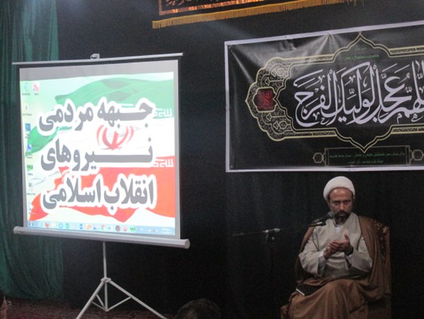 مسئولان مرفه درد محرومان را لمس نمی‌کنند