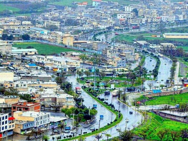 این روز ها همه احساس تکلیف می کنند!/وقتی سیل عظیم نامزدهای شوراها کار را برای مردم سخت می کند