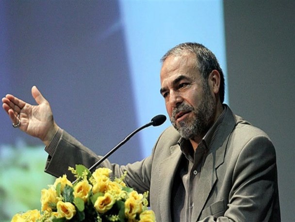 معلمان پرچم‌داران تربیت نسل‌های مؤمن انقلابی/ وعده های سرخرمن دشمن برای متوقف کردن ایران اسلامی است