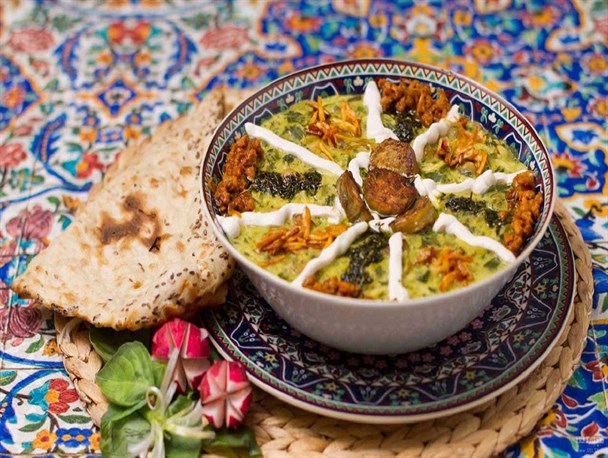 در ماه رمضان باید از برنامه غذایی اصولی و منظم پیروی شود/روزه داری موجب واکسینه شدن بدن در برابر بیماری ها می شود