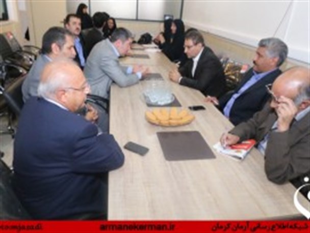 نشست هم اندیشی «تولید ملی حمایت از کار و سرمایه ی ملی» برگزار شد