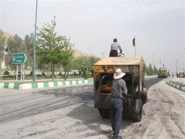 خیر و برکت سفر مقام معظم رهبری در سرپلذهاب همچنان جاریست/ترمیم آسفالت بلوار راه کربلااز محل اعتبارات مقام معظم رهبری