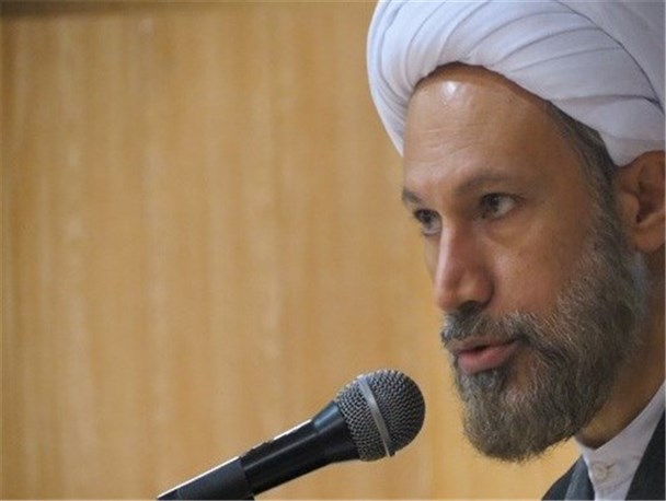 مجلسیان نباید خارج از وظیفه به اموری که وظیفه دیگران است، مشغول شوند