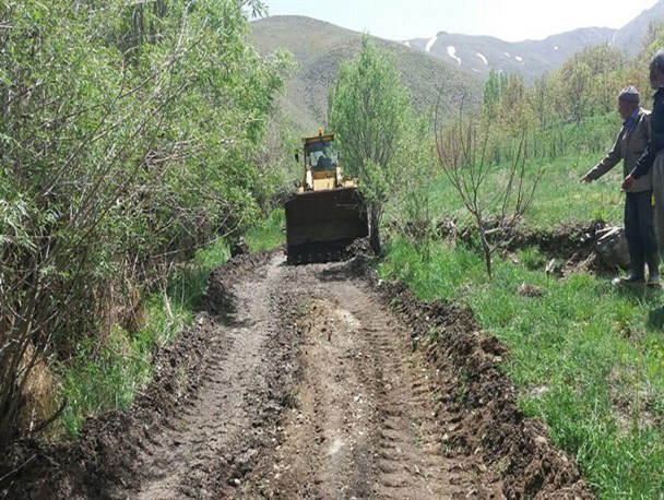 بازگشایی راه دسترسی روستای هویر به دریاچه تار و مزارع کشاورزی