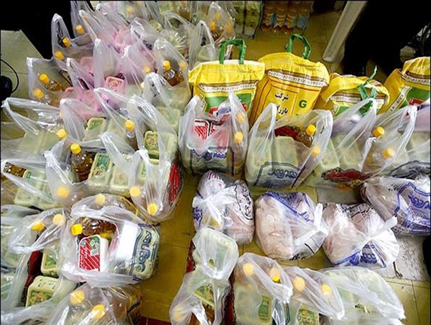 ۱۱۰ بسته غذایی بین نیازمندان منطقه سیستان توزیع شد