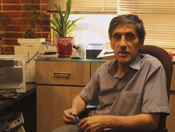 حسین‌زادگان: ۳۰ درصد شمارگان کتاب‌ها زیرزمینی است/ ماجرای توزیع کتاب‌های قاچاق در شب عید