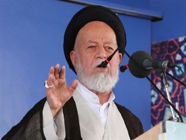 حرمت شکنی به شورای نگهبان، توهین به قانون اساسی است/ هر رای ما تیری است بر قلب آمریکای جنایتکار