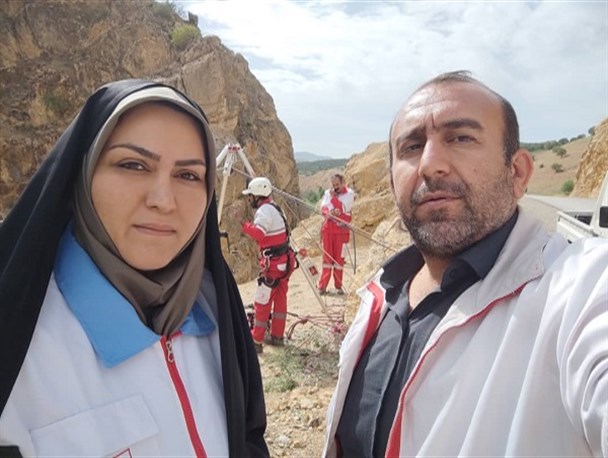 روایت یک زوج نجات‌گر لرستانی/ از خدمت‌رسانی به مردم افتخار می‌کنیم