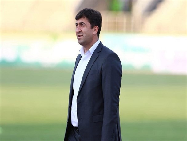 رضائیان: قرار نبود فقط برای یک بازی تدارکاتی به کانادا برویم/ سفر به کانادا برای گرفتن ویزا در شأن مسئولان فدراسیون فوتبال نیست!