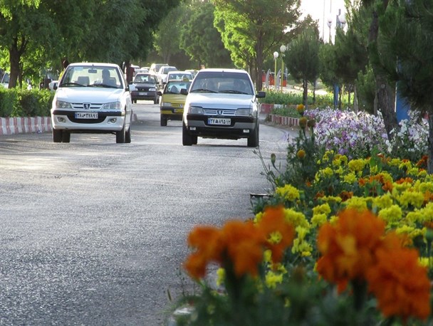 حضور گسترده مسافران تابستانی در شهر خلخال