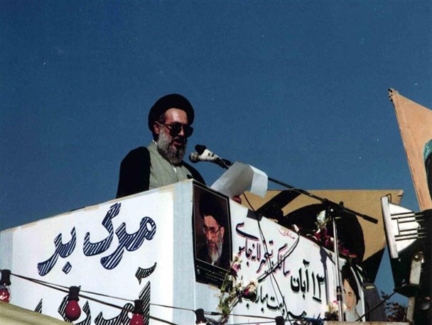 درباره نامه آقای موسوی خوئینی‌ها!/ مسئولیت‌‌گریزی با چاشنی ابتذال!