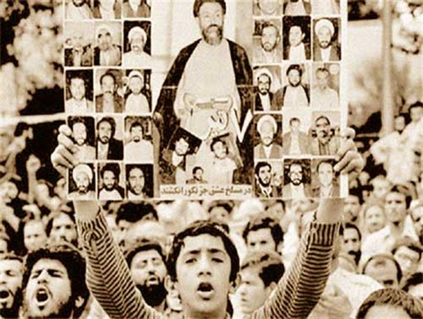 استکبار جهانی؛ دست پشت پرده جنایات تروریستی/ کاریزمای امام (ره) در بحران‌های دهه شصت عامل وحدت در کشور شد