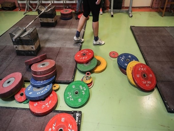 استارت اردوی تیم ملی وزنه برداری زیر نظر علی حسینی و باقری/ معترضان به اردو بازمی گردند