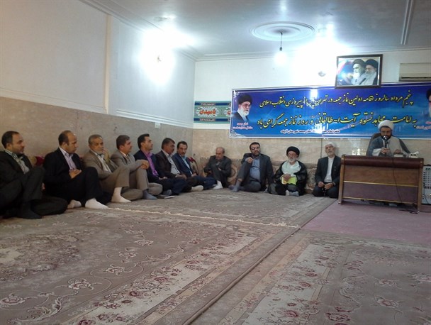 همایش ۵ مرداد سالروز اقامه اولین نماز جمعه کشور در آبیک برگزار شد