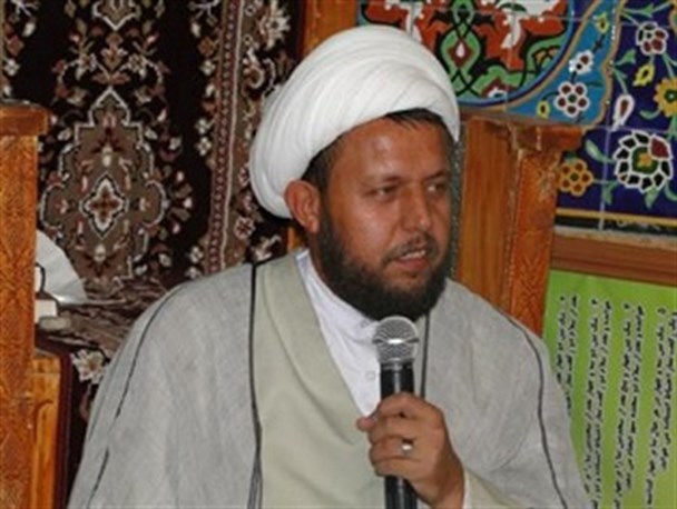 تقدیر امام جمعه کاکی از دو دانش آموزان نخبه ی احکام