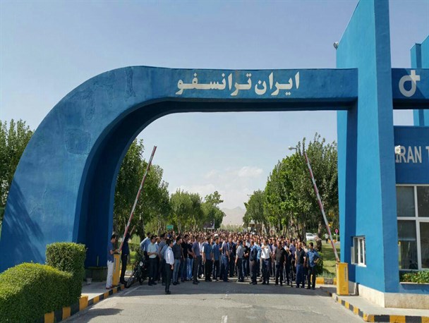 بارگیری ترانس های ایران ترانسفو در روزهای تجمع چگونه منفعت برخی را تامین می کند؟ / خواب هیئت مدیره برای ایران ترانسفو، تعبیر ندارد!