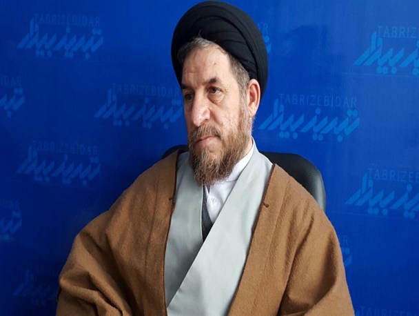 چرا ظریف در دیدار با مسئولین نیجریه حتی سخنی از شیخ زکزاکی نگفت؟!/ تراز معاملات با نیجریه را نمی توان با ارزش عالم شیعی مقایسه کرد