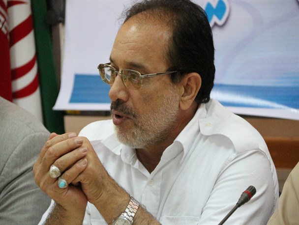 نگاه مسئولان به روستاها نگاه معامله گری نباشد