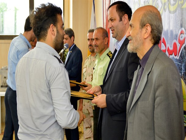 تجلیل از ۱۴۰ آتش نشان گیلانی در منطقه آزاد انزلی
