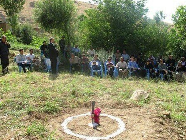 دبستان روستای سوته در سقز کلنگ زنی شد/کوچکترین اهمال در مدارس فرسوده تبعات جبران ناپذیری را به دنبال دارد