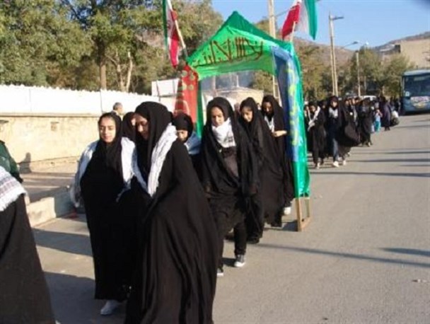 اعزام 80 دانش‌آموز دختر زیارت اولی خلیل‌آباد به مشهد مقدس