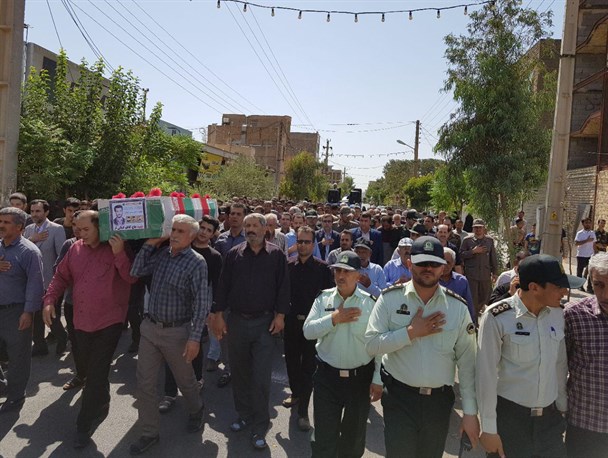 حاج کاظم ایوان کی ها  پر کشید