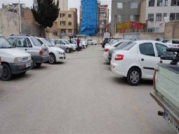 جولان سودجویان پارکینگ های بدون مجوز در کرمانشاه