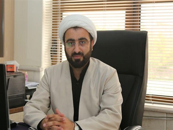 حل مشکلات کشور، در گرو تبعیت مسئولان از ولایت فقیه است/ قاسم سلیمانی، نمونه واقعی ولایت پذیری در جامعه است