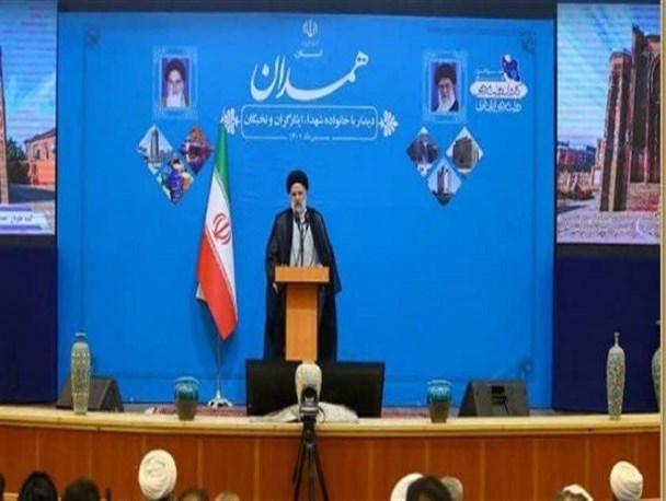 ثبت «روز همدان» مطالبه دور از دسترس نیست/نسبت به فعال‌سازی واحدهای تولیدی مصمم هستیم/دولت مصمم به فعال کردن اقتصاد روستا