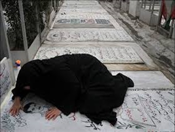 انتخاب جناحی وحزبی استاندار حتی در دیدار با بانوان/ آقای هاشمی؛ مادران شهید بزی ها و ناروئی ها نمایندگان بانوان هستند نه اقشاری خاص