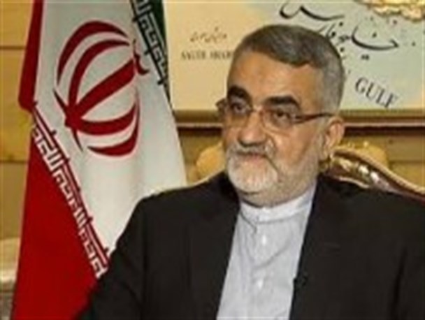 رئیس کمیسیون امنیت ملی مجلس، خادم افتخاری حرم امام رضا (ع)/ تصاویر