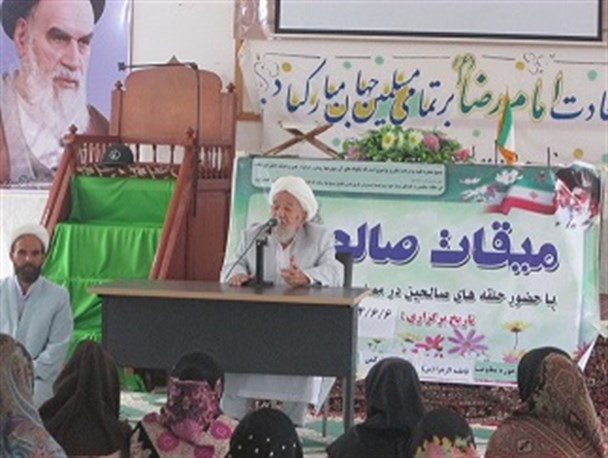 دشمن با تکیه بر ماهواره،در صدد تضعیف باورها و اعتقادات دینی مسلمانان است