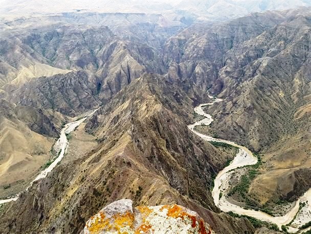 تشنگی روستاهای جنوب استان در کنار رودخانه قزل اوزن