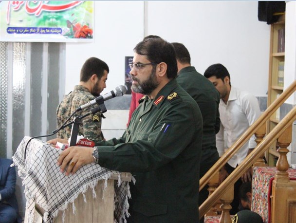 هیچ کس مثل دشمن، امام را نمی شناسد