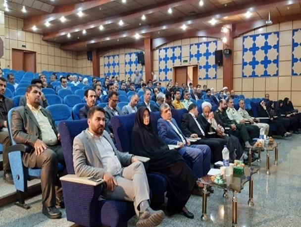اولتیماتوم فرماندار به برخی دستگاه‌ها تا انتقاد از رسانه‌های منتقد