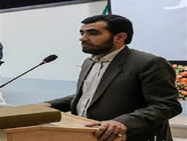 استفاده از زنان بدحجاب در جلسات تکریم بانوان/ متاسفانه برخی مسئولین در صف اول این جلسات هستند